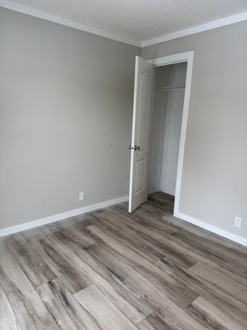 369 Lawless Lane, Jamestown, KY 42629