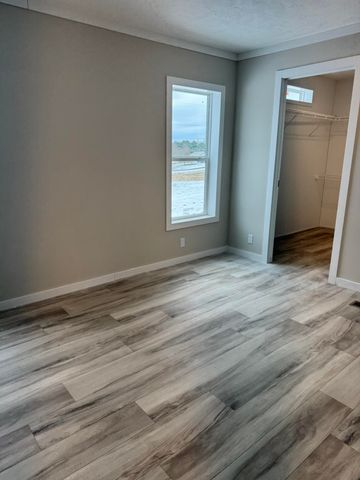 369 Lawless Lane, Jamestown, KY 42629