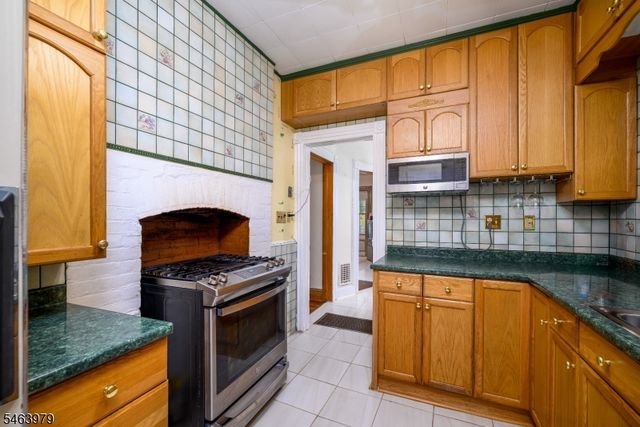 343 West 1st Avenue, Roselle Boro, NJ 07203