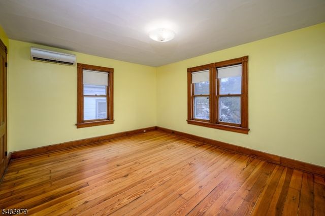 343 West 1st Avenue, Roselle Boro, NJ 07203