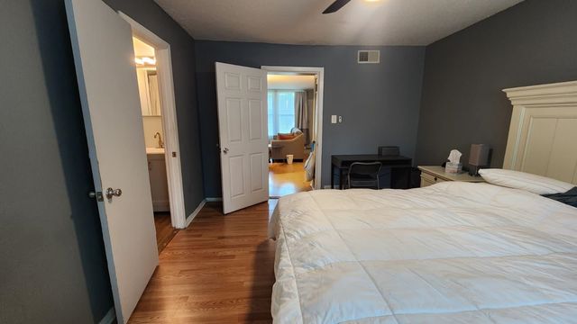 108 N Belvedere Blvd Apt 33, Memphis, TN 38104