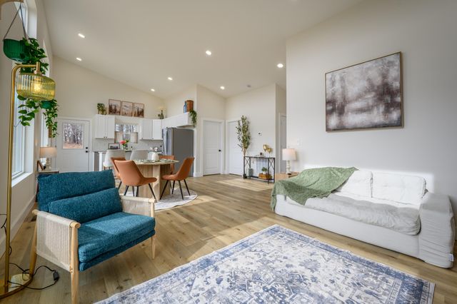 320 Grace LN, Riner, VA 24149