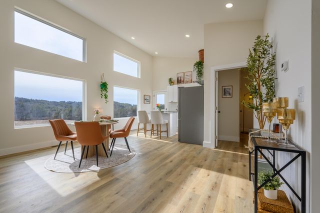 320 Grace LN, Riner, VA 24149