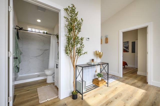 320 Grace LN, Riner, VA 24149