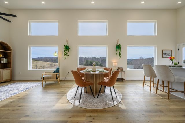 320 Grace LN, Riner, VA 24149