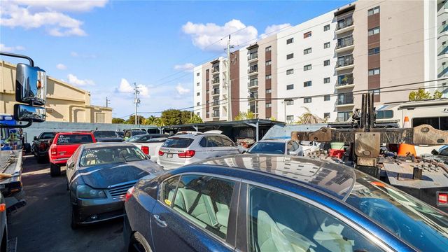 2230 NW 8th Avenue, Miami, FL 33127