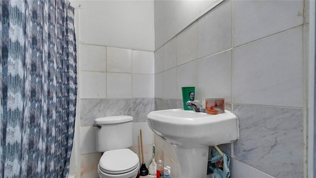 2230 NW 8th Avenue, Miami, FL 33127