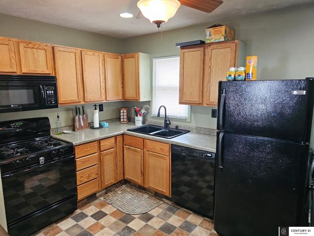 7416 S 72nd Avenue, La Vista, NE 68128