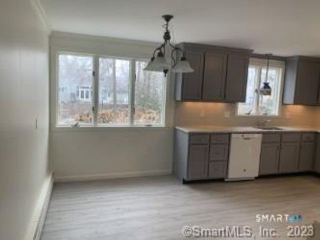59 Dogwood Lane, Bristol, CT 06010