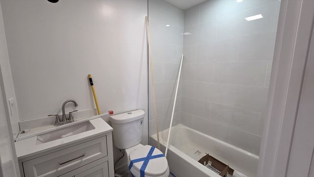 125 Central Ave 3, Chelsea, MA 02150