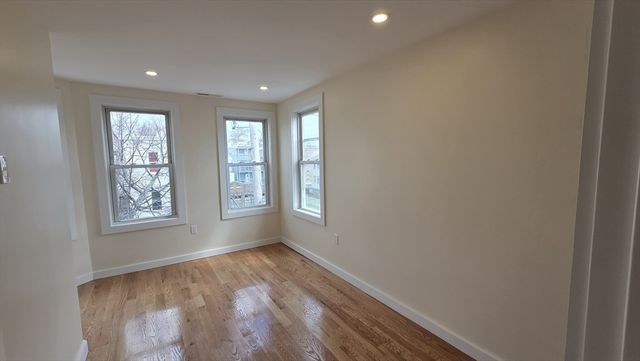 125 Central Ave 3, Chelsea, MA 02150