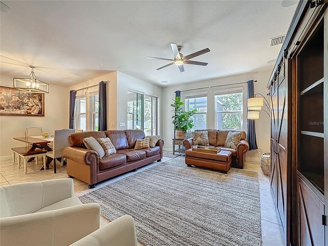 12144 LEDBURY COMMONS DRIVE, Gibsonton, FL 33534