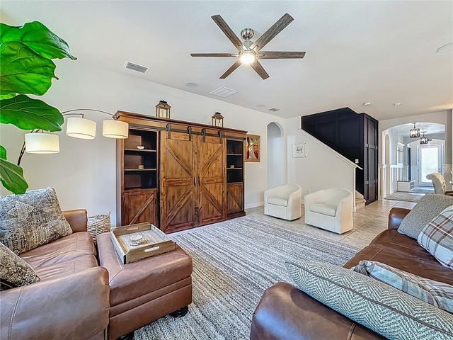 12144 LEDBURY COMMONS DRIVE, Gibsonton, FL 33534