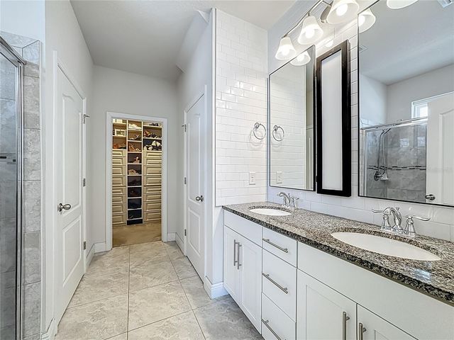 12144 LEDBURY COMMONS DRIVE, Gibsonton, FL 33534