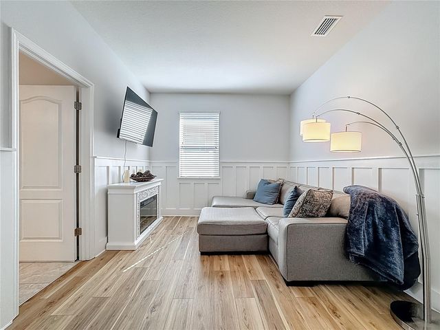 12144 LEDBURY COMMONS DRIVE, Gibsonton, FL 33534