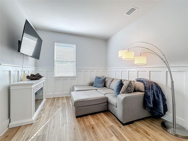 12144 LEDBURY COMMONS DRIVE, Gibsonton, FL 33534