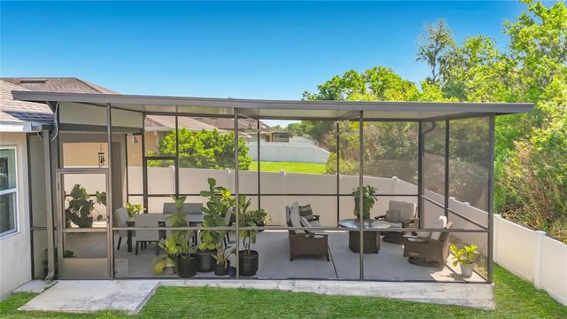 12144 LEDBURY COMMONS DRIVE, Gibsonton, FL 33534