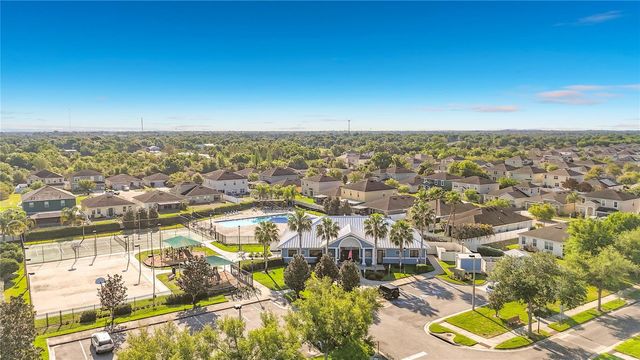 12144 LEDBURY COMMONS DRIVE, Gibsonton, FL 33534