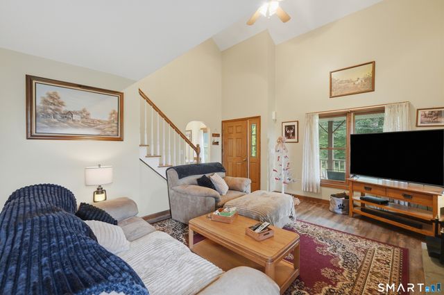 175 Blackberry Hill Road, Beacon Falls, CT 06403