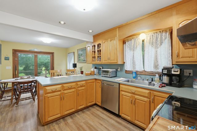 175 Blackberry Hill Road, Beacon Falls, CT 06403