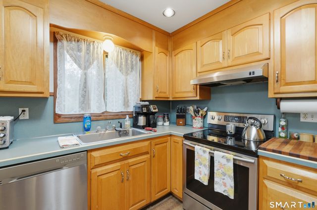 175 Blackberry Hill Road, Beacon Falls, CT 06403