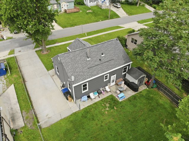 3807 50th Street, Des Moines, IA 50310