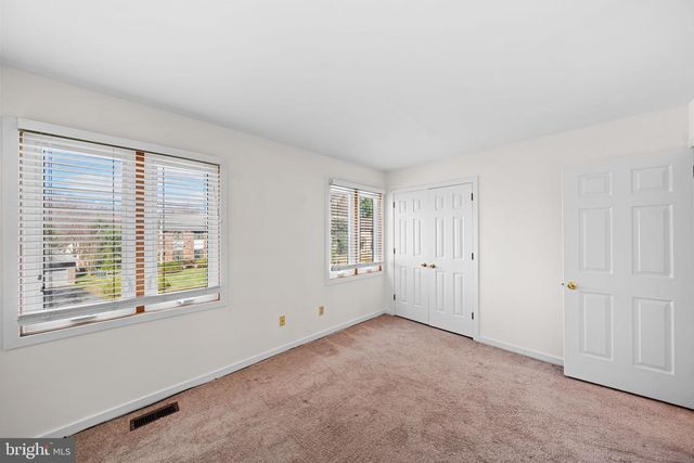 152 BUNTING DR, Wilmington, DE 19808