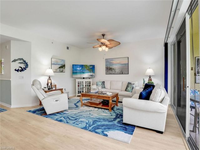 6816 Sterling Greens PL 1103, Naples, FL 34104