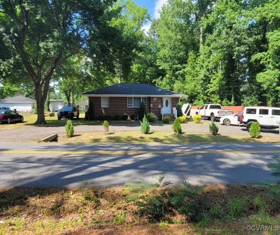5946 Swanson Rd, Richmond, VA 23225