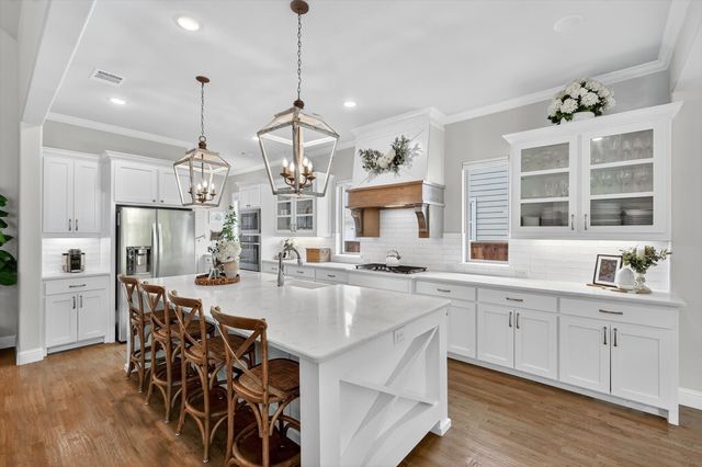 811 Big Sky Way, Argyle, TX 76226