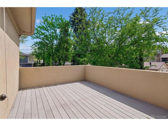 2335 N Glencoe St, Denver, CO 80207