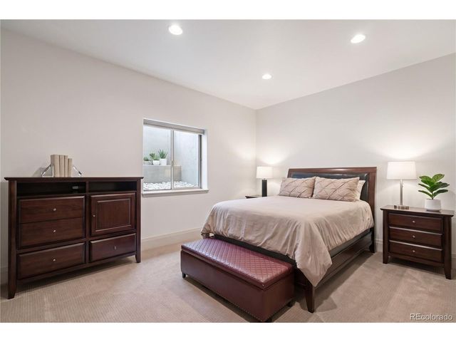 2335 N Glencoe St, Denver, CO 80207