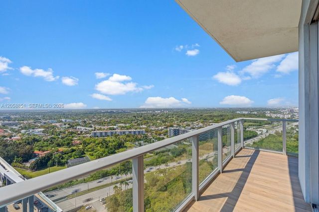 16385 Biscayne Blvd 3201, North Miami Beach, FL 33160