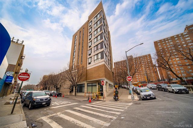 150 Featherbed Lane 4B, Bronx, NY 10452