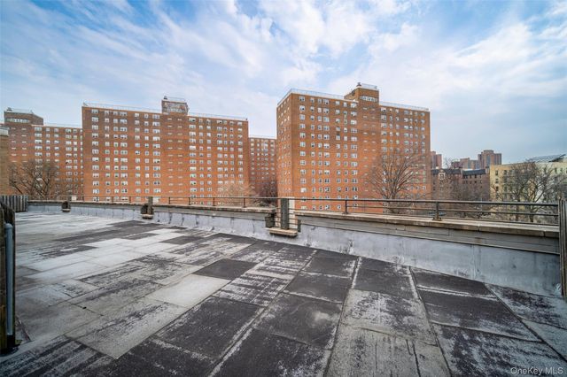 150 Featherbed Lane 4B, Bronx, NY 10452