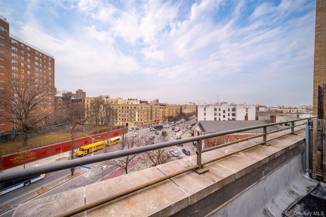 150 Featherbed Lane 4B, Bronx, NY 10452