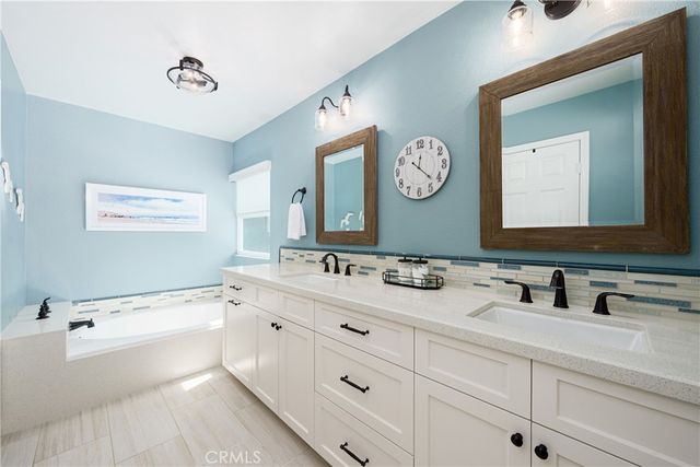 24772 Weyburn, Laguna Hills, CA 92653