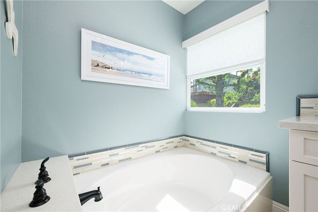 24772 Weyburn, Laguna Hills, CA 92653