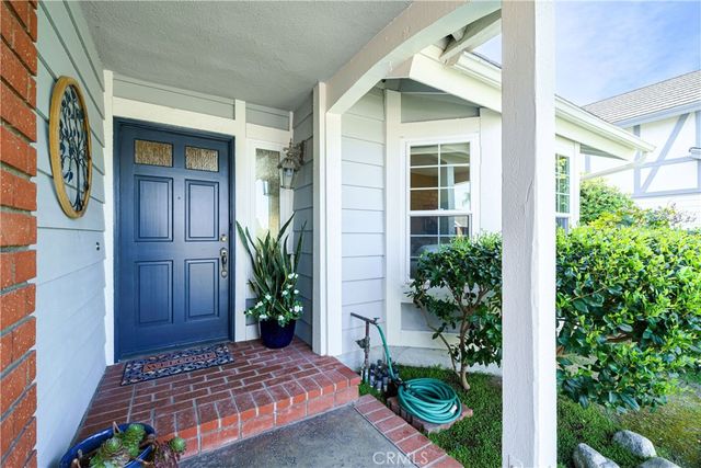 24772 Weyburn, Laguna Hills, CA 92653