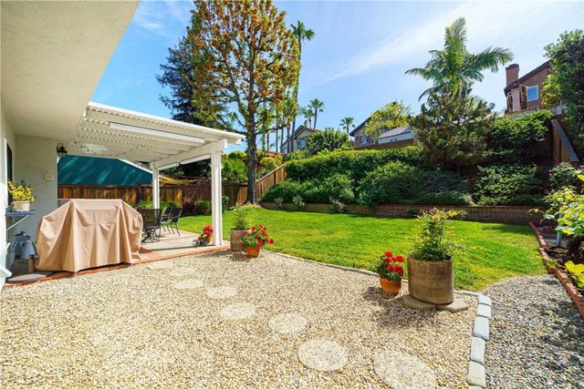 24772 Weyburn, Laguna Hills, CA 92653