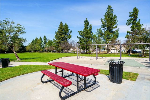 24772 Weyburn, Laguna Hills, CA 92653