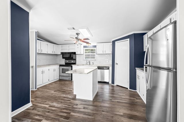 500 Folly Estates Dr., Myrtle Beach, SC 29588