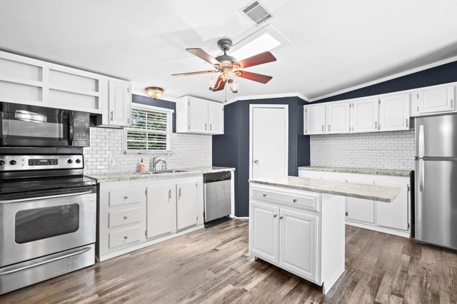 500 Folly Estates Dr., Myrtle Beach, SC 29588