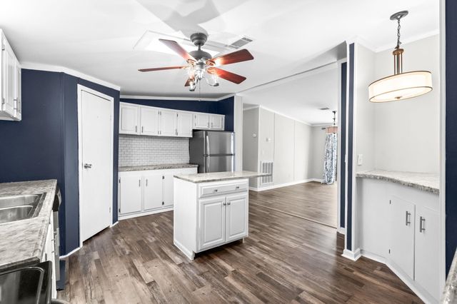 500 Folly Estates Dr., Myrtle Beach, SC 29588