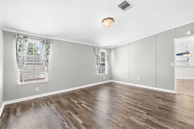 500 Folly Estates Dr., Myrtle Beach, SC 29588