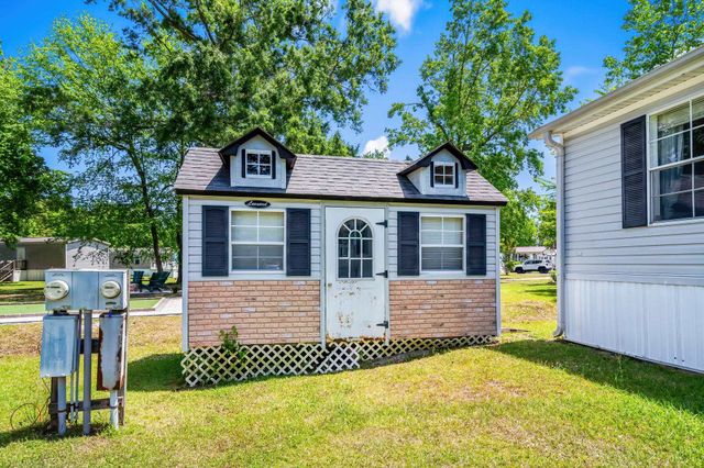 500 Folly Estates Dr., Myrtle Beach, SC 29588