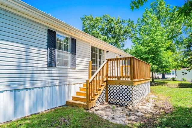 500 Folly Estates Dr., Myrtle Beach, SC 29588