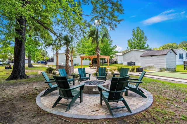 500 Folly Estates Dr., Myrtle Beach, SC 29588