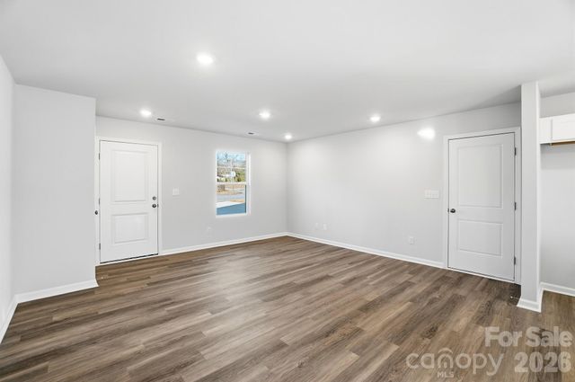 1207 Suncrest Avenue, Statesville, NC 28677