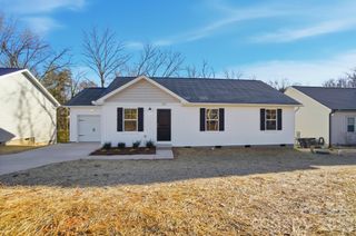 1207 Suncrest Avenue, Statesville, NC 28677